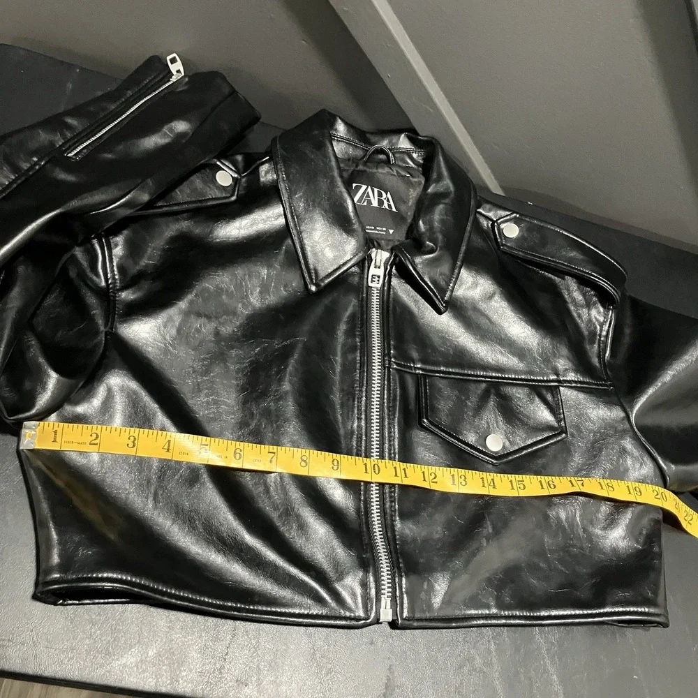 Zara Faux Leather Jacket Womens Medium Black Cropped Zip Utility Moto Shacket